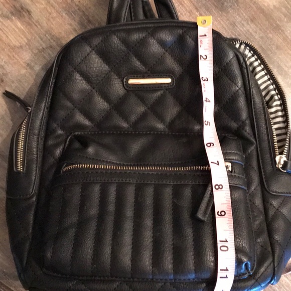 Backpack - Picture 5 of 5